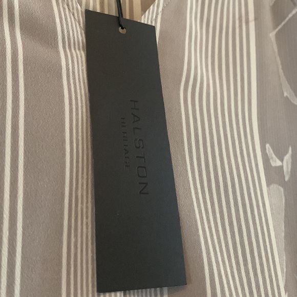 Halston Heritage Dk Grey& Lt Grey printed V- neck drop waist dress. Size XS. New - Picture 5 of 10